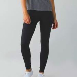 Zone in tight size 8